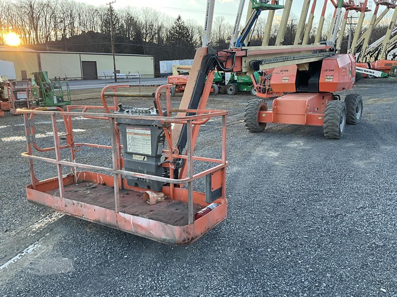 Telescopic Boom Lift - View 2